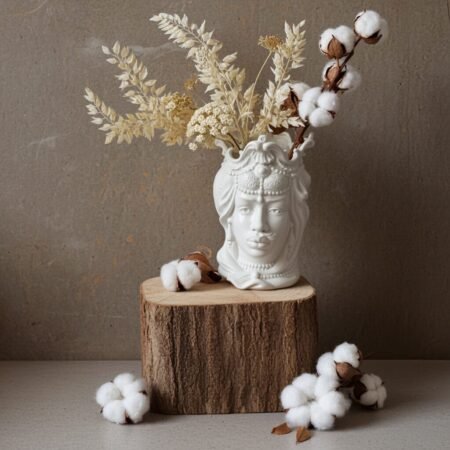 Alternative view of Sicilan Testa di Moro white ( King & Queen) Caltagirone Ceramic hand decorated 40cm