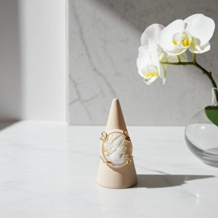Alternative view of Vintage Cameo Ring - Shell Cameo Ring - Adjustable Ring - Carved in Italy.