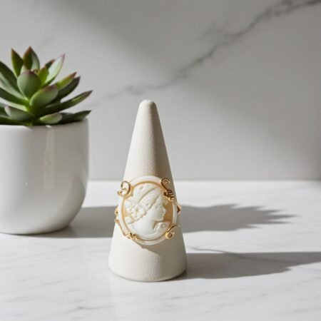 Vintage Cameo Ring - Shell Cameo Ring - Adjustable Ring - Carved in Italy.